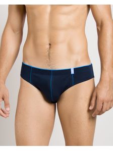 Семпъл мъжки слип 0511 на модел отпред