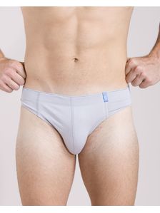 Изчистен мъжки слип 0511 на модел отпред