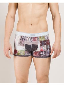 Шарени мъжки боксерки с памучен ластик 0500 на модел отпред