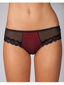 Черно-червена бразилиана 0715 на модел отпред