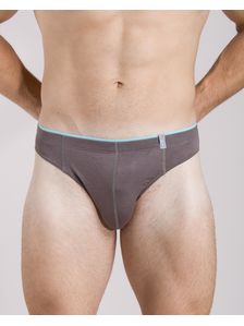 Кафяв памучен мъжки слип с резидав ластик 0511 на модел отпред