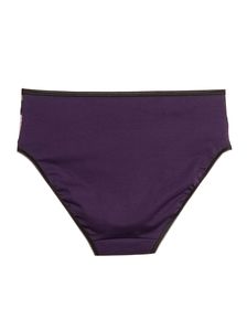 Дамски 'макси' бикини в тъмнолилаво 0517 артикулно отзад